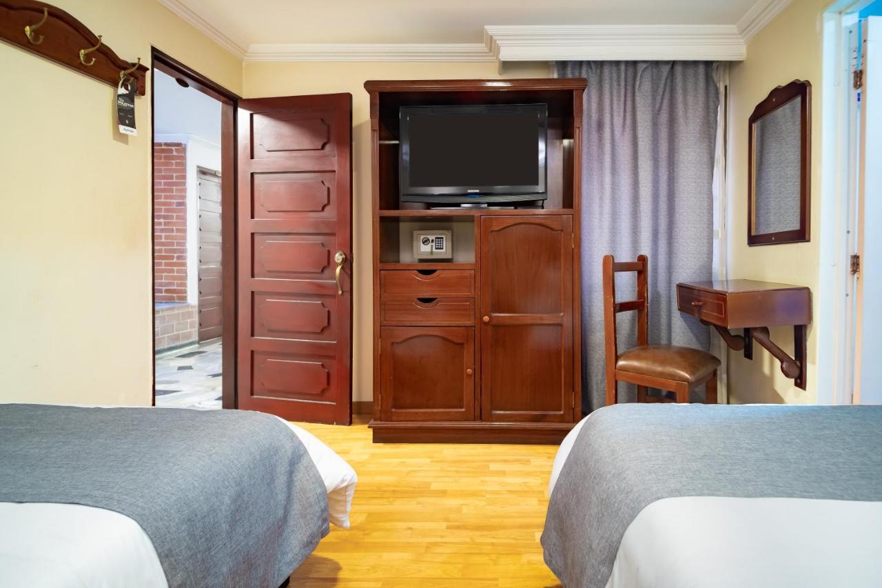 Virrey Hotel 3*